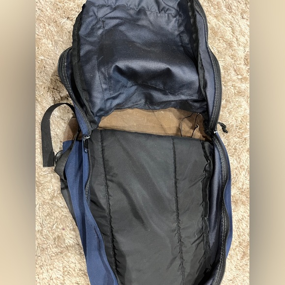 Blue vintage jansport backpack 🎒 - Picture 2 of 4